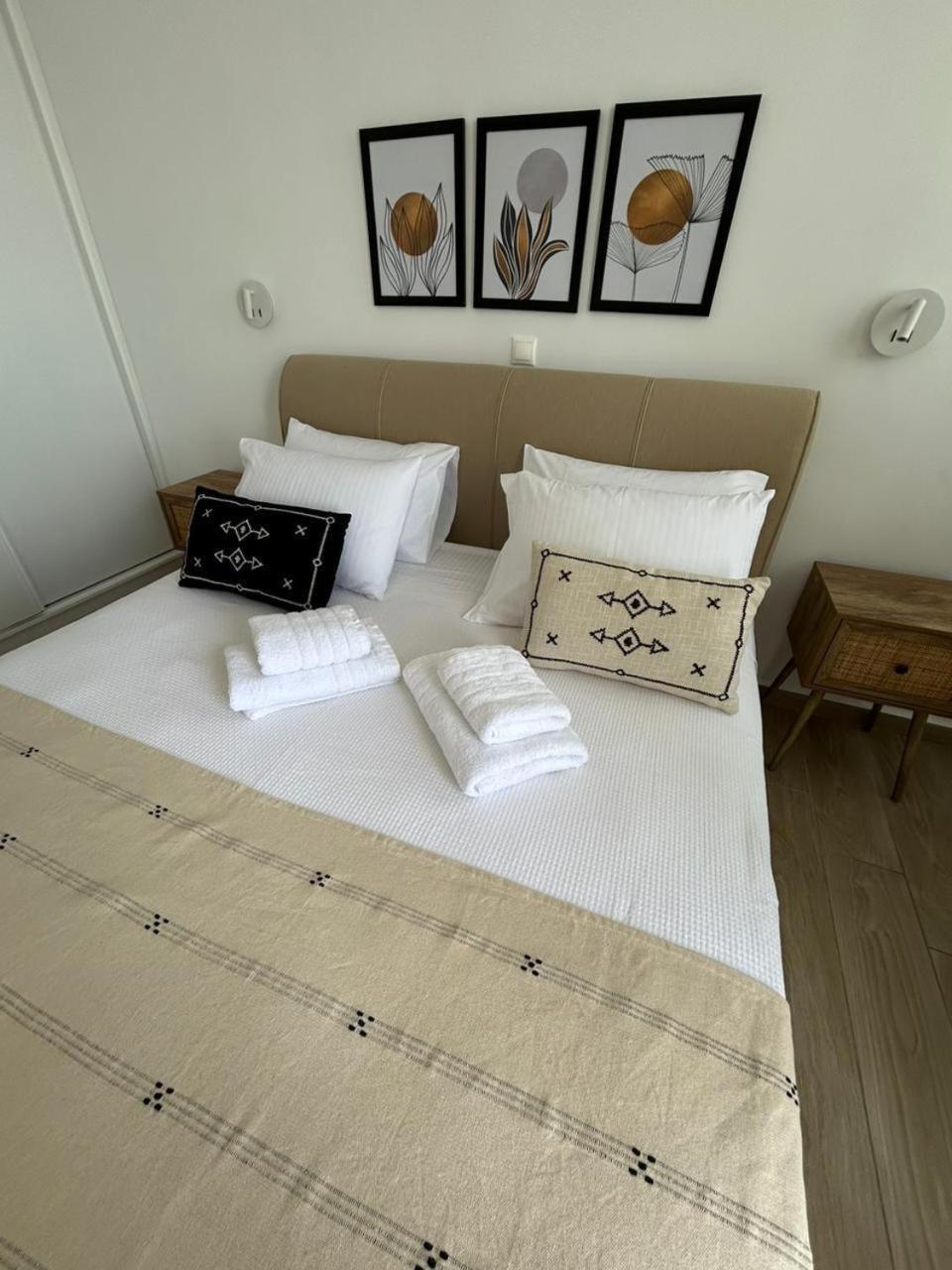 Emilia Suites Ermoupoli Exterior photo